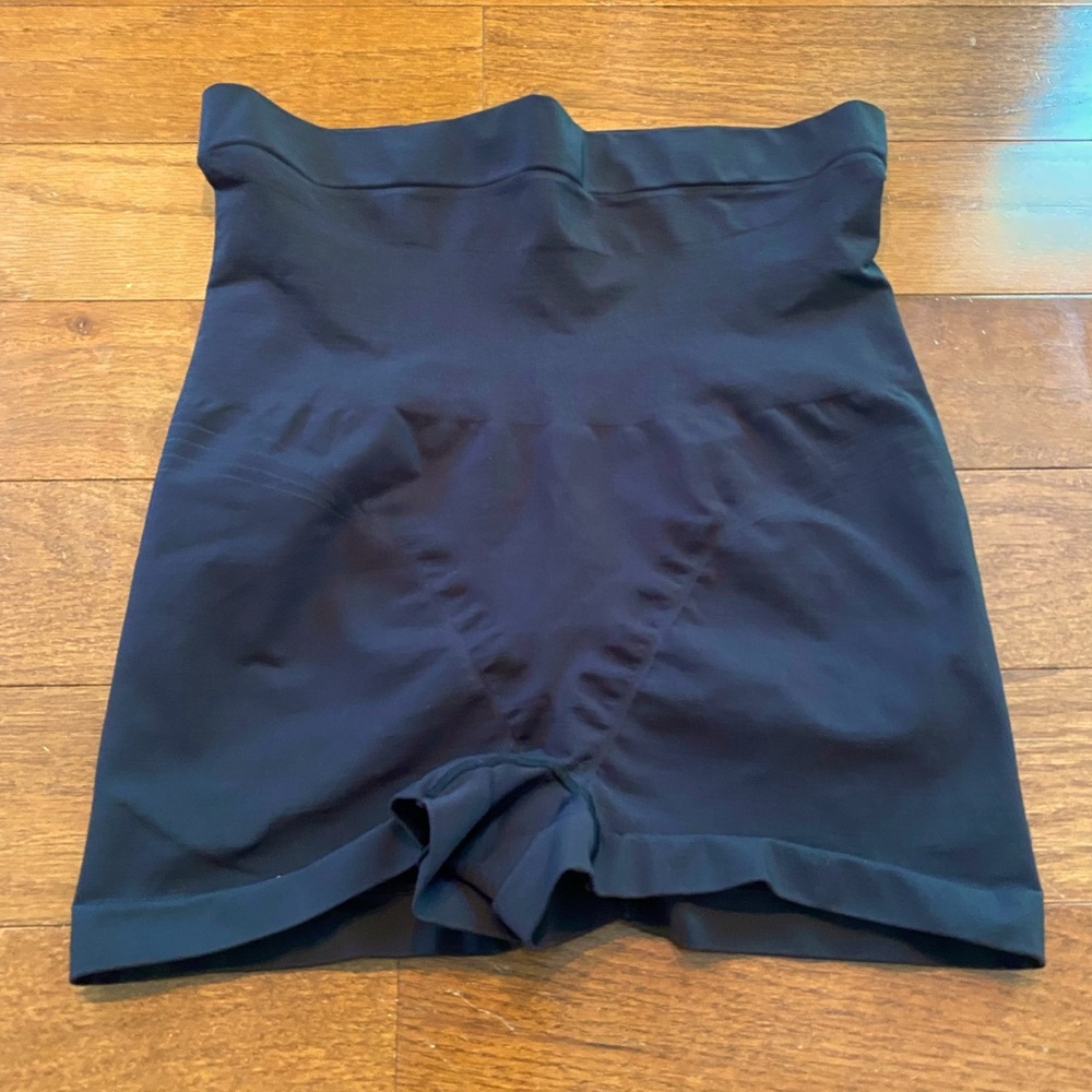 Control It Size Large Shapewear